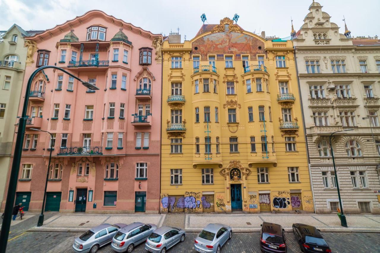 New Apartments Near Dancing House, Prague