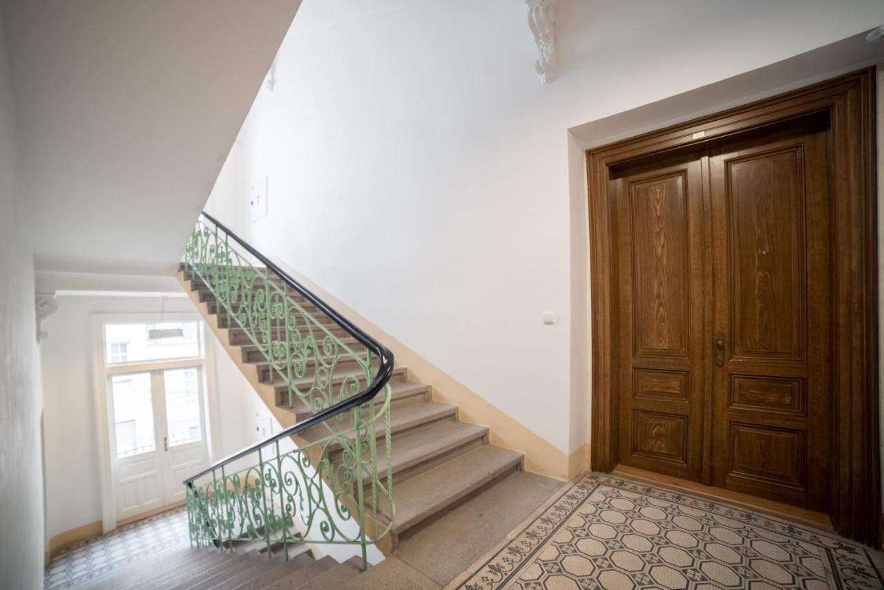 New Apartments Near Dancing House — Photos 2